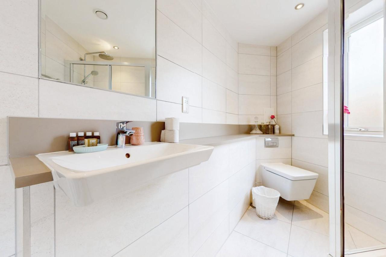 Modern And Spacious 4 Bed House In The City Centre Londra Esterno foto